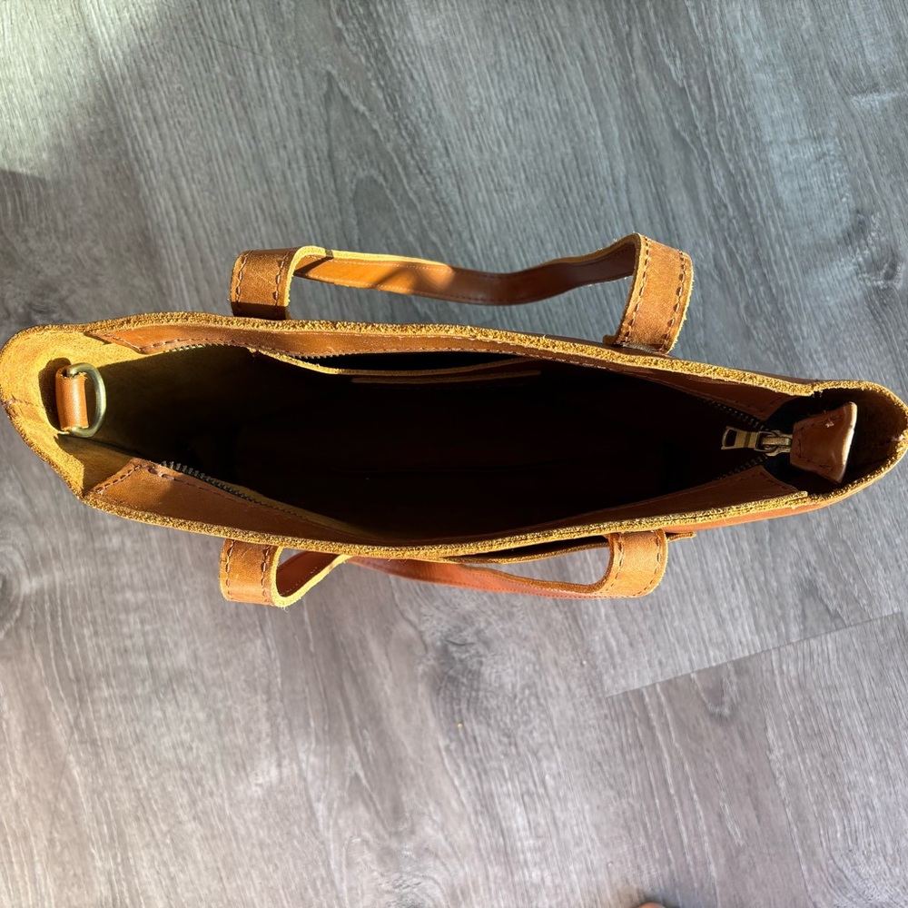 Portland Leather Goods Tote Bag - Picture 7 of 8